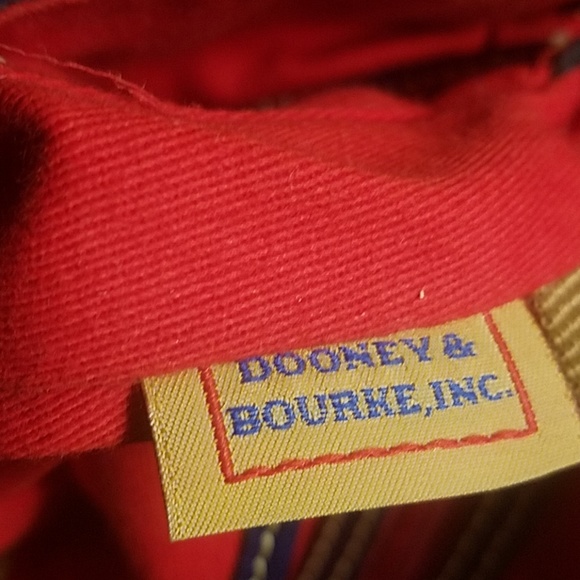 Dooney and Bourke floral canvas Crossbody bag - Picture 7 of 8